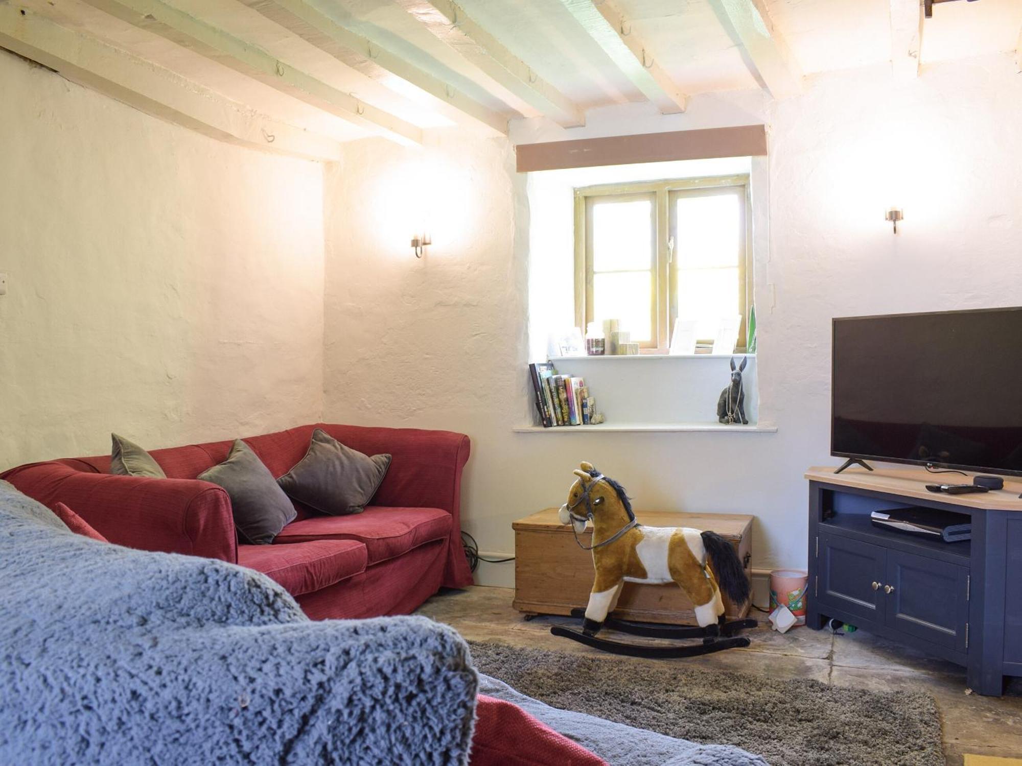 Lower Goytre Farmhouse Llanfair Waterdine Extérieur photo
